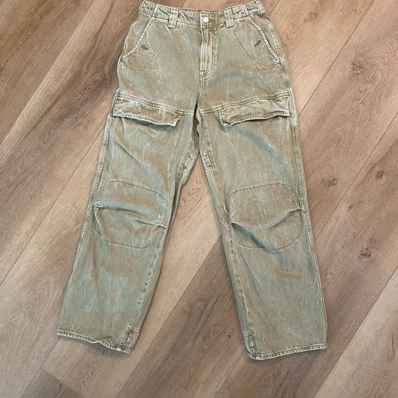 GRLFRND Steph Low Rise Olive Green Trousers - Picture 5 of 8